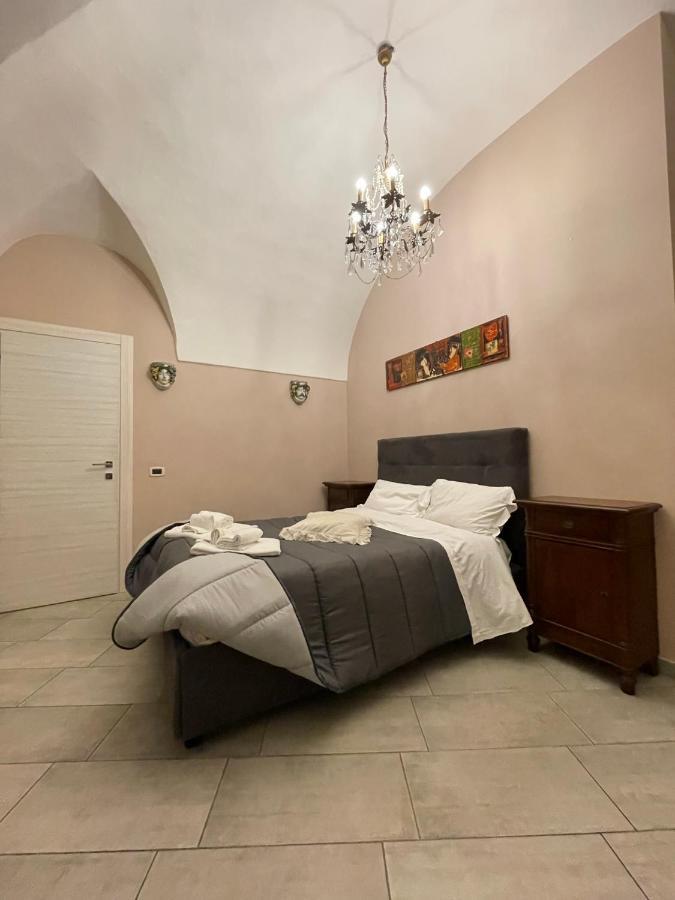 Sunshine House Bed and Breakfast Catania Eksteriør billede